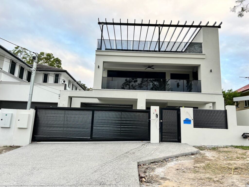Telescopic Driveway Gates Gold Coast - Gate Boss